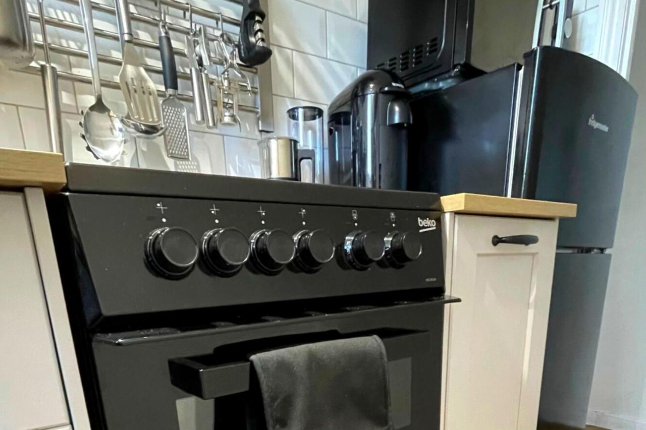 Stunning Luxury Apartment In Central Lymington Kültér fotó
