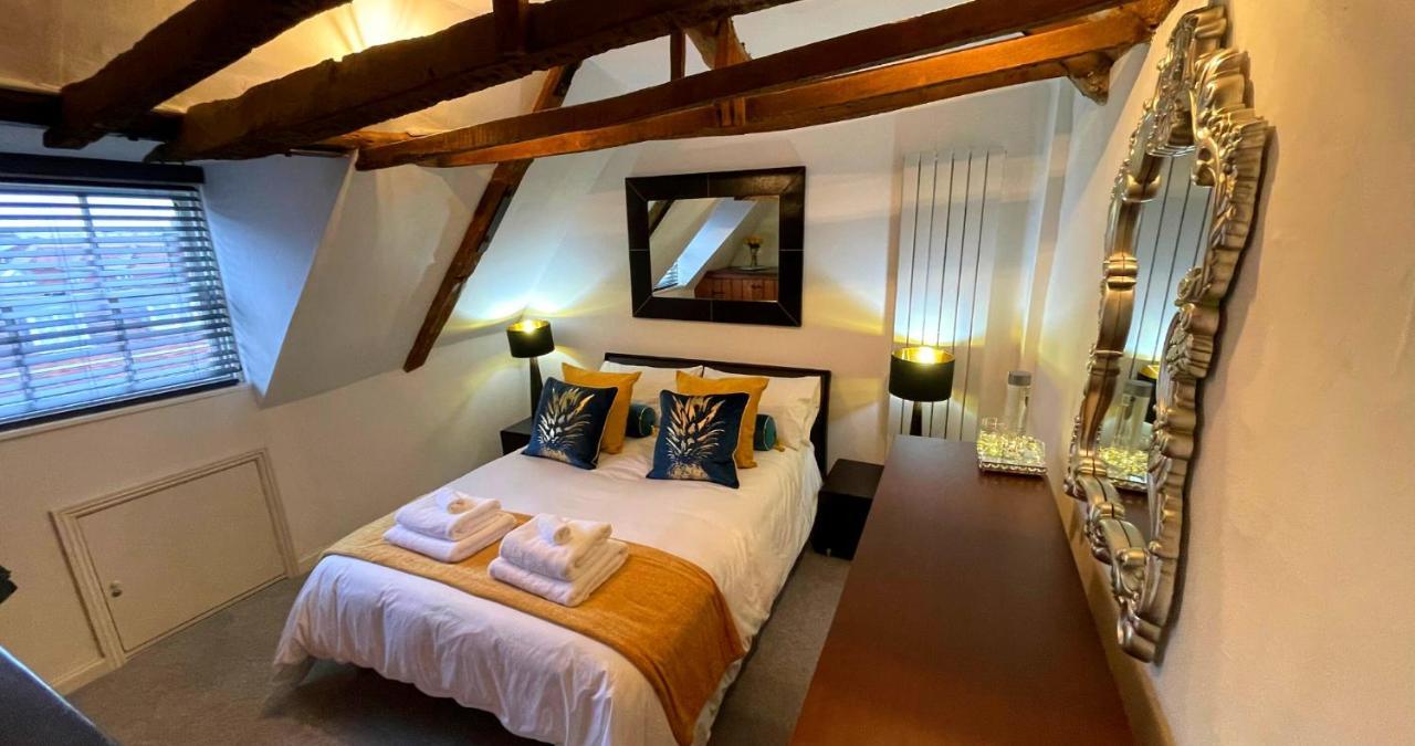 Stunning Luxury Apartment In Central Lymington Kültér fotó
