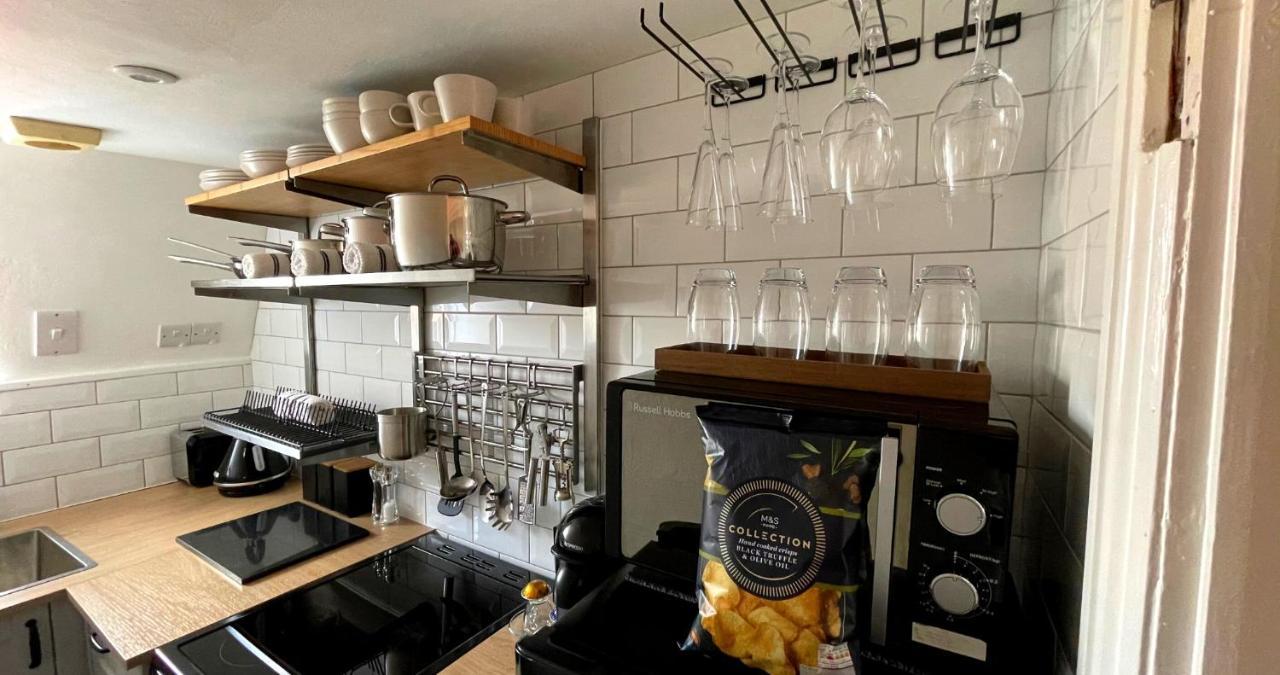 Stunning Luxury Apartment In Central Lymington Kültér fotó
